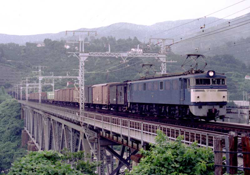 東海道本線　EF60