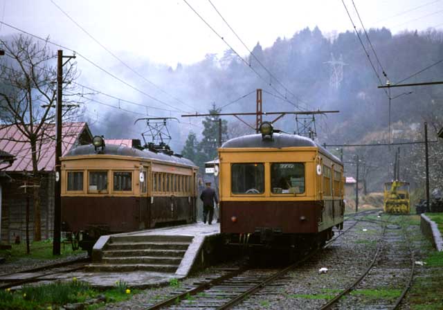 蒲原鉄道　七谷駅