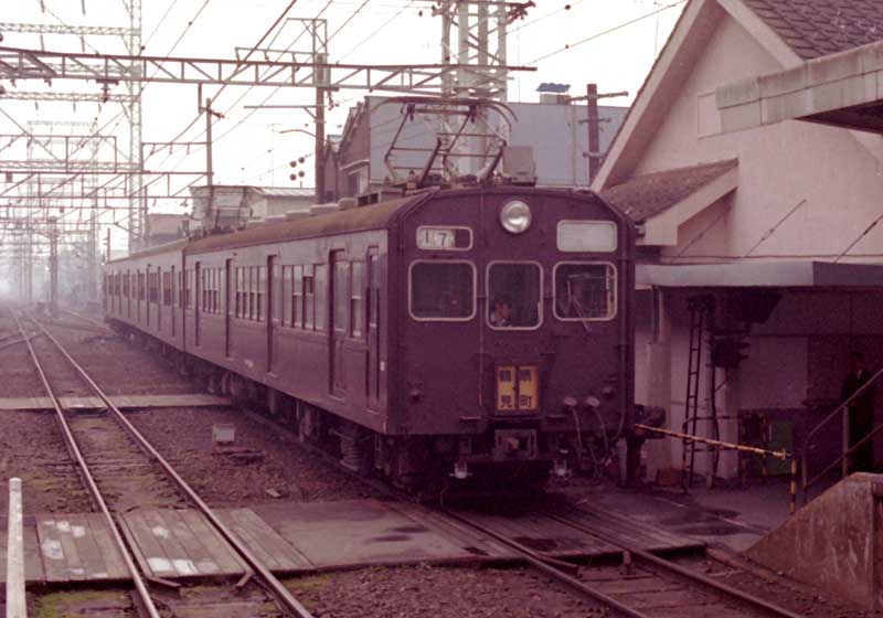 鶴見線　72・73系　国道