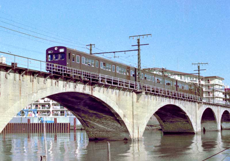 鶴見線　72・73系